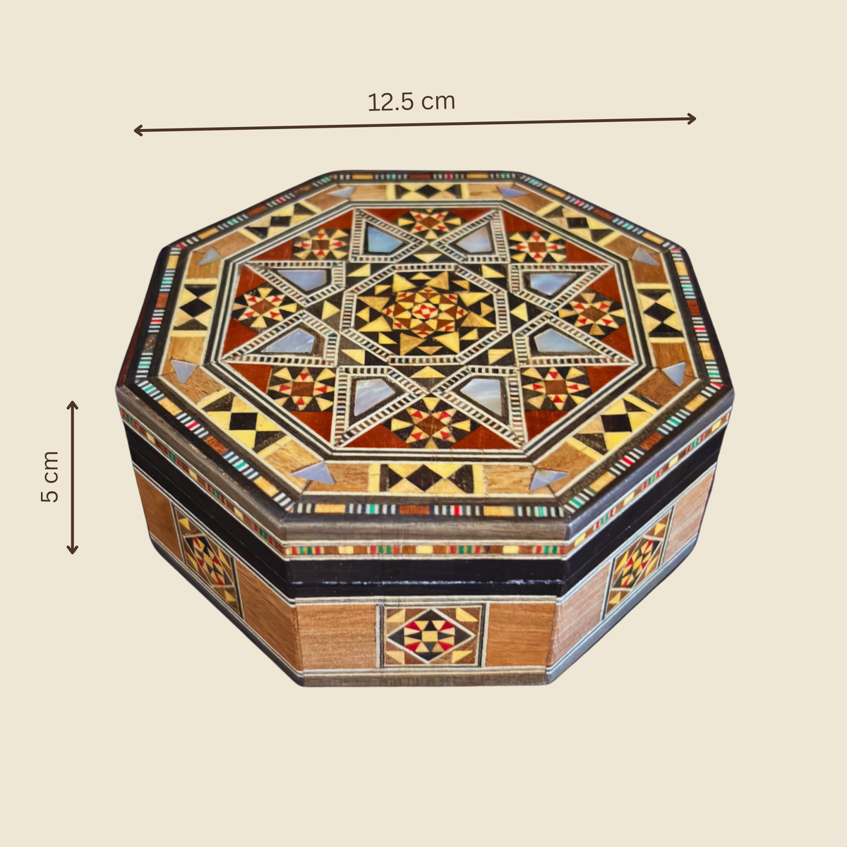 Dimensions diagram of the Damascene Trinket Box, 12.5 x 12.5 x 5 cm