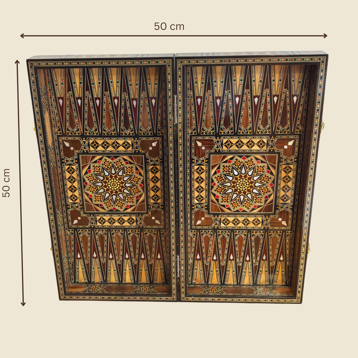 Diagrama de dimensões do Conjunto Dinástico de Xadrez e Gamão aberto, 50 x 50 x 4,1 cm