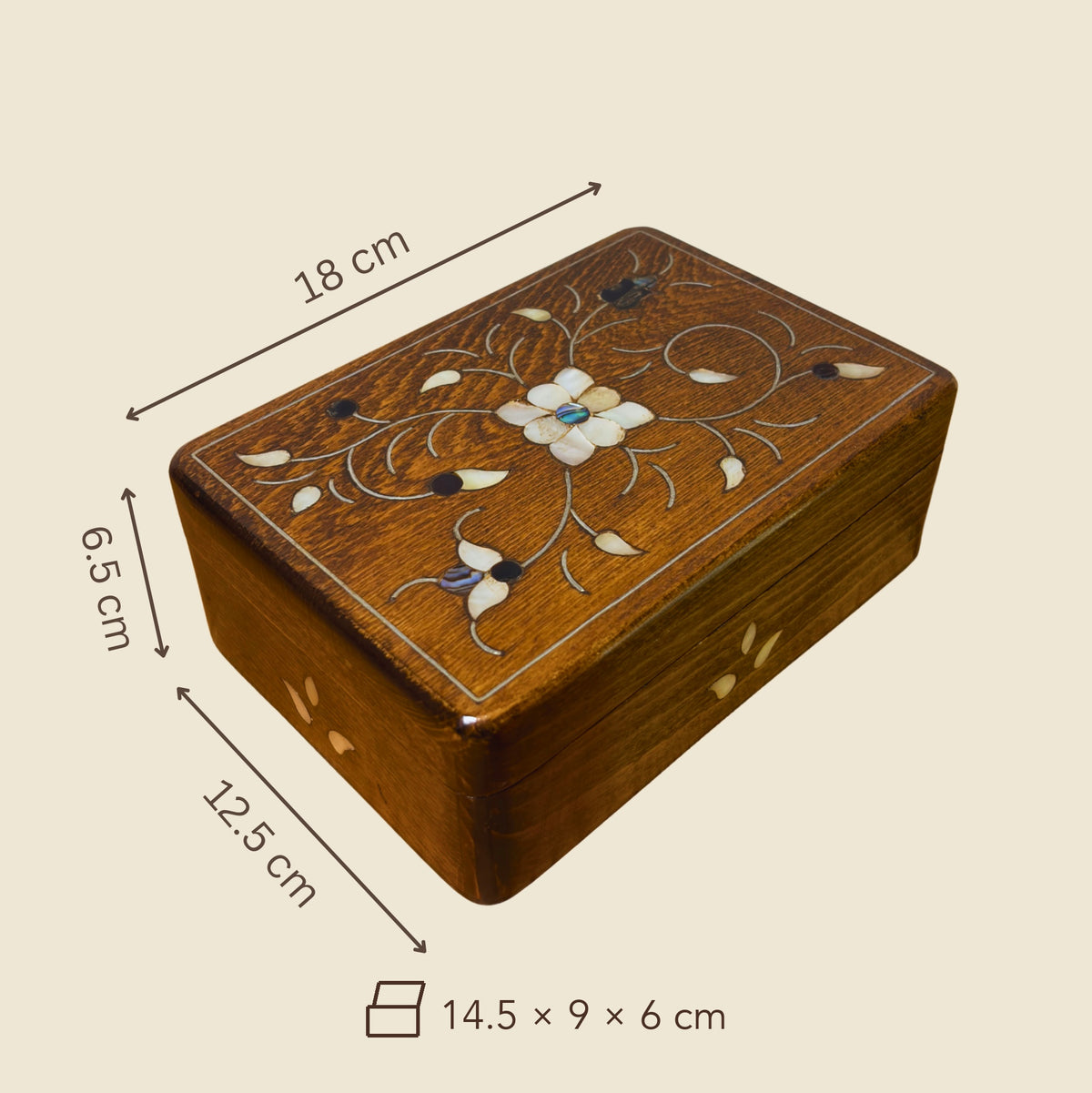 Dimensions of the Courtyard Mashghal Box: 18 x 12.5 x 6.5 cm outside, 14.5 x 9 x 6 cm inside