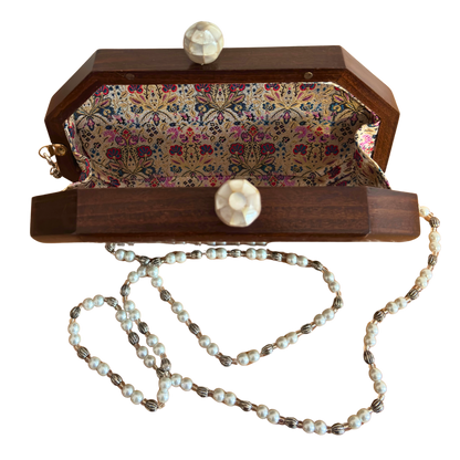 Jouri – Clutch Damascena di Lusso con Madreperla Floreale & Catena di Perle