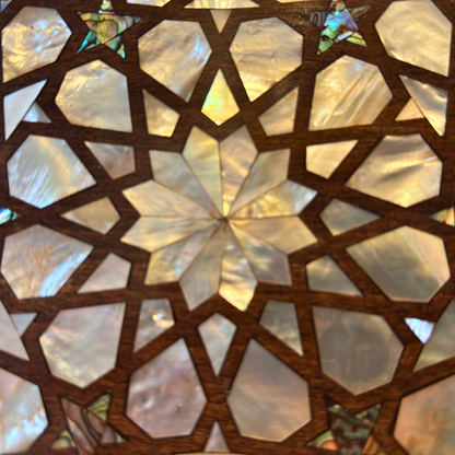 Falak – Clutch Damascena di Lusso con Madreperla e Interno in Broccato