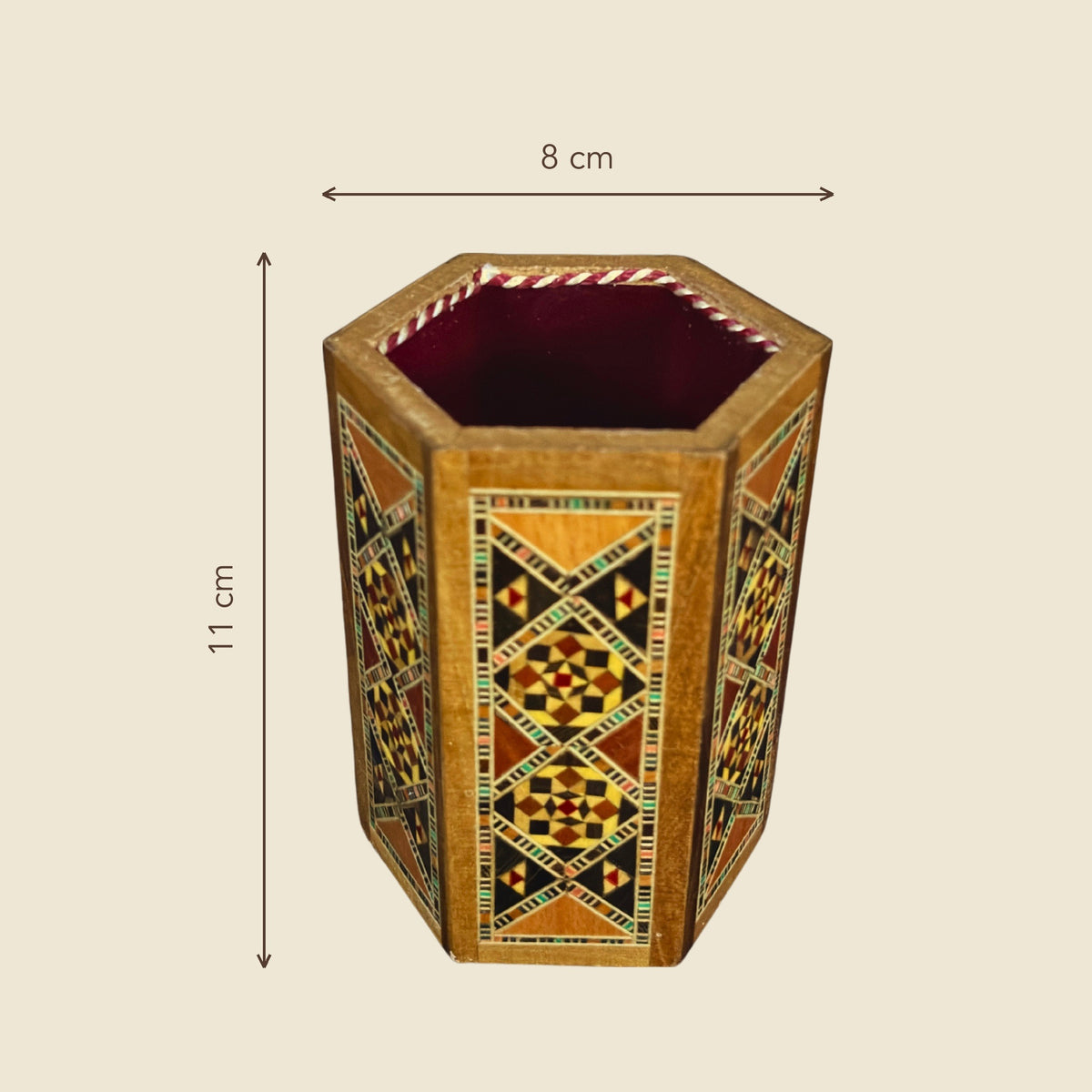 Writer's Pen Holder dimensions: 8 x 7 x 11 cm