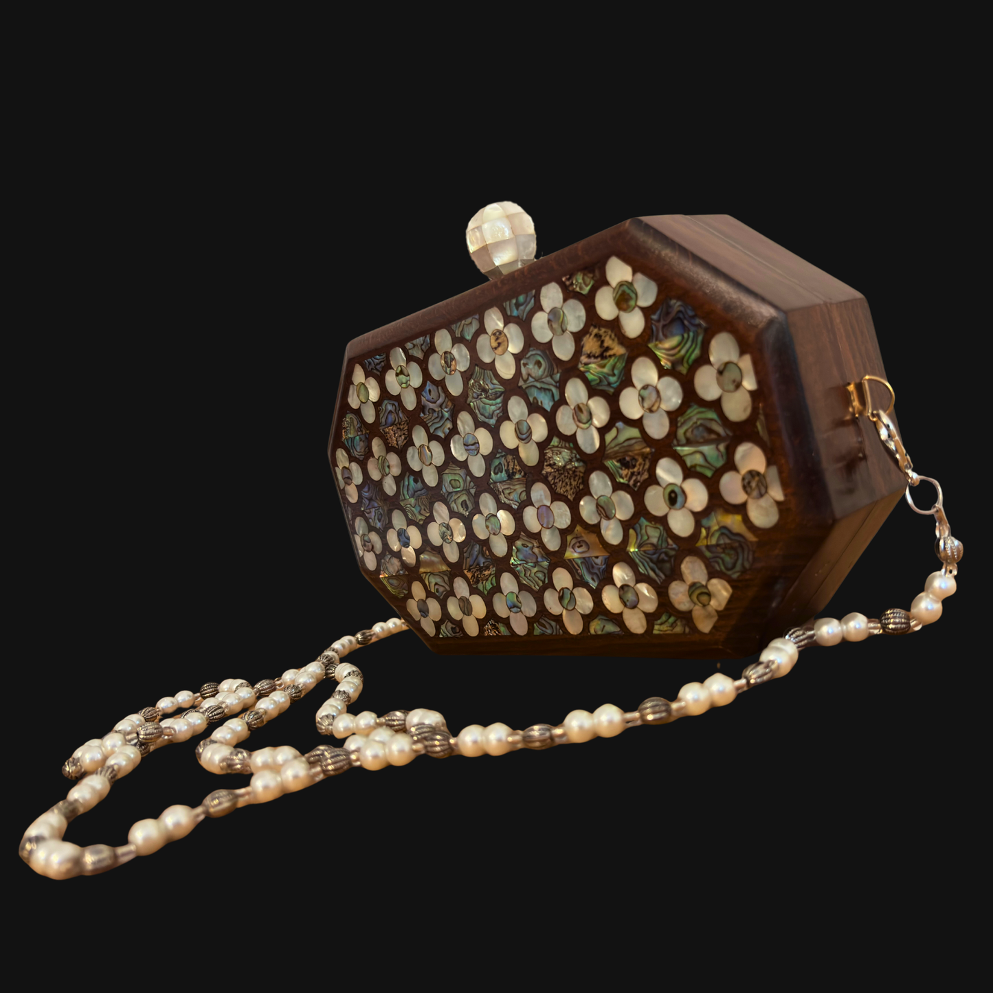 Jouri – Clutch Damascena di Lusso con Madreperla Floreale & Catena di Perle