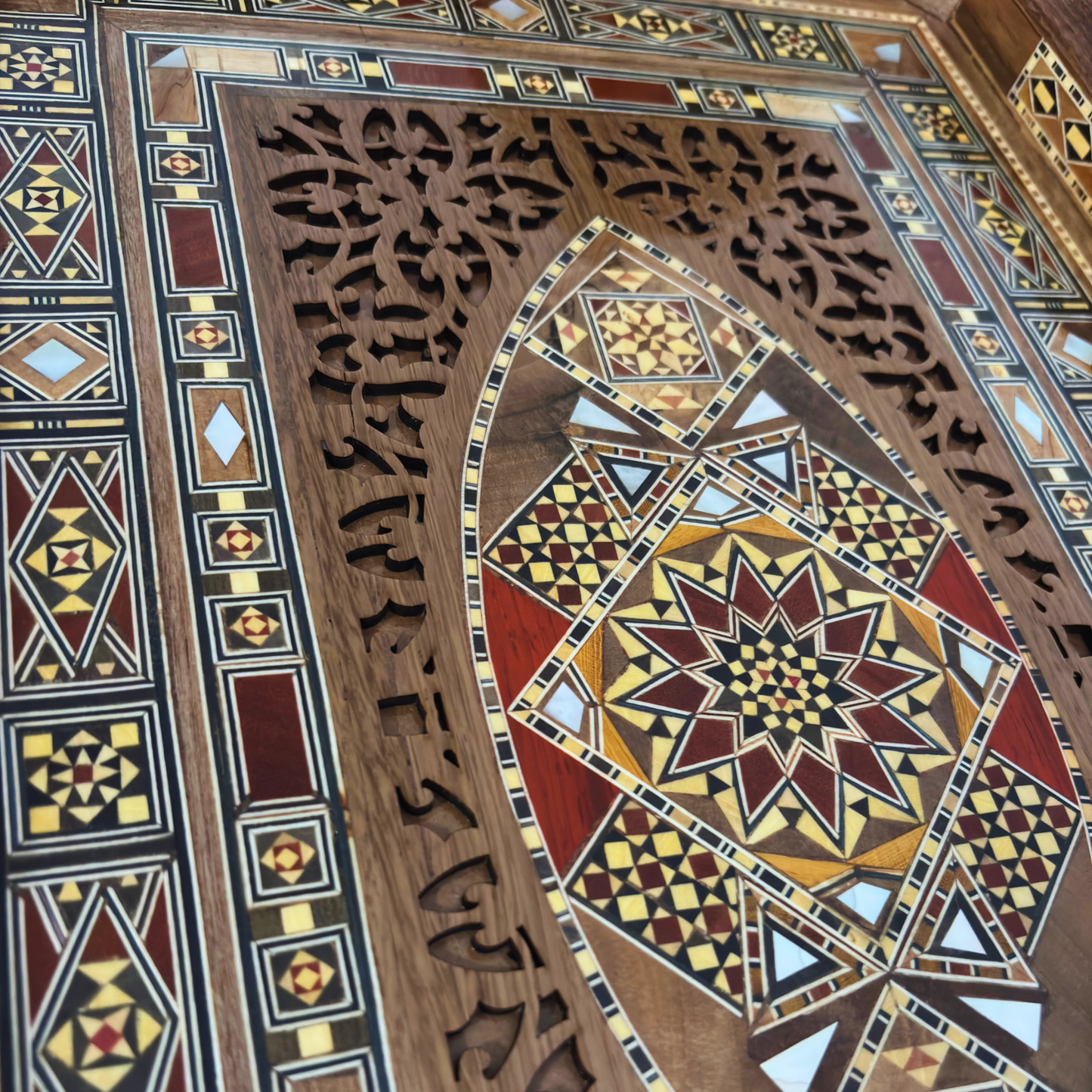 Damascene Mosaic Wooden Tray – Mother of Pearl Inlay & Natural Wood Elegance