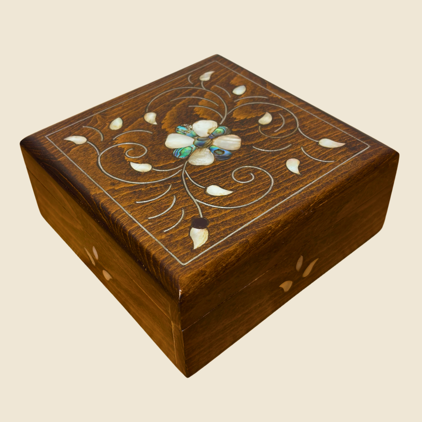 Handcrafted Damascene Luxury Box – Mother of Pearl & Velvet Elegance