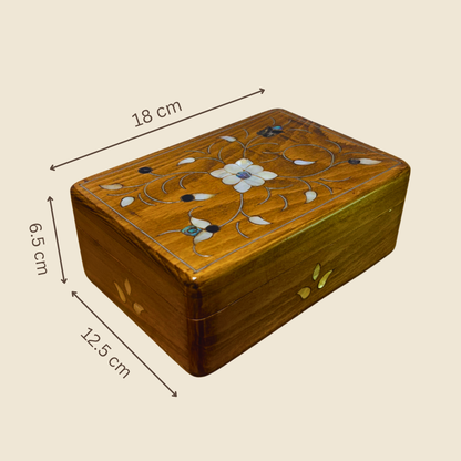 Handgemaakte Damascene Luxe Doos – Parelmoer & Fluweel