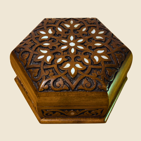 Handcrafted Carved Box with Mother of Pearl – Luxury Craft