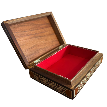 Caixa Damasquina Vintage Anos 70 – Desenho de Camelos Artesanal