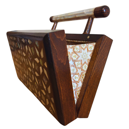 Zenobia – Clutch Damascena di Lusso in Noce con Intarsi in Madreperla e Interno in Broccato