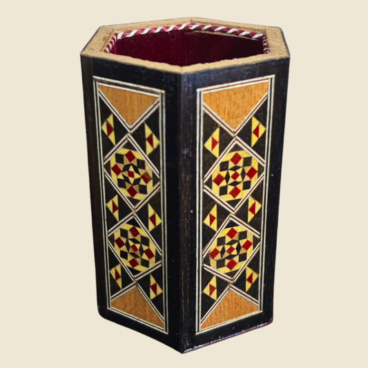 Porta-Canetas Artesanal em Mosaico Damasceno – Interior em Veludo