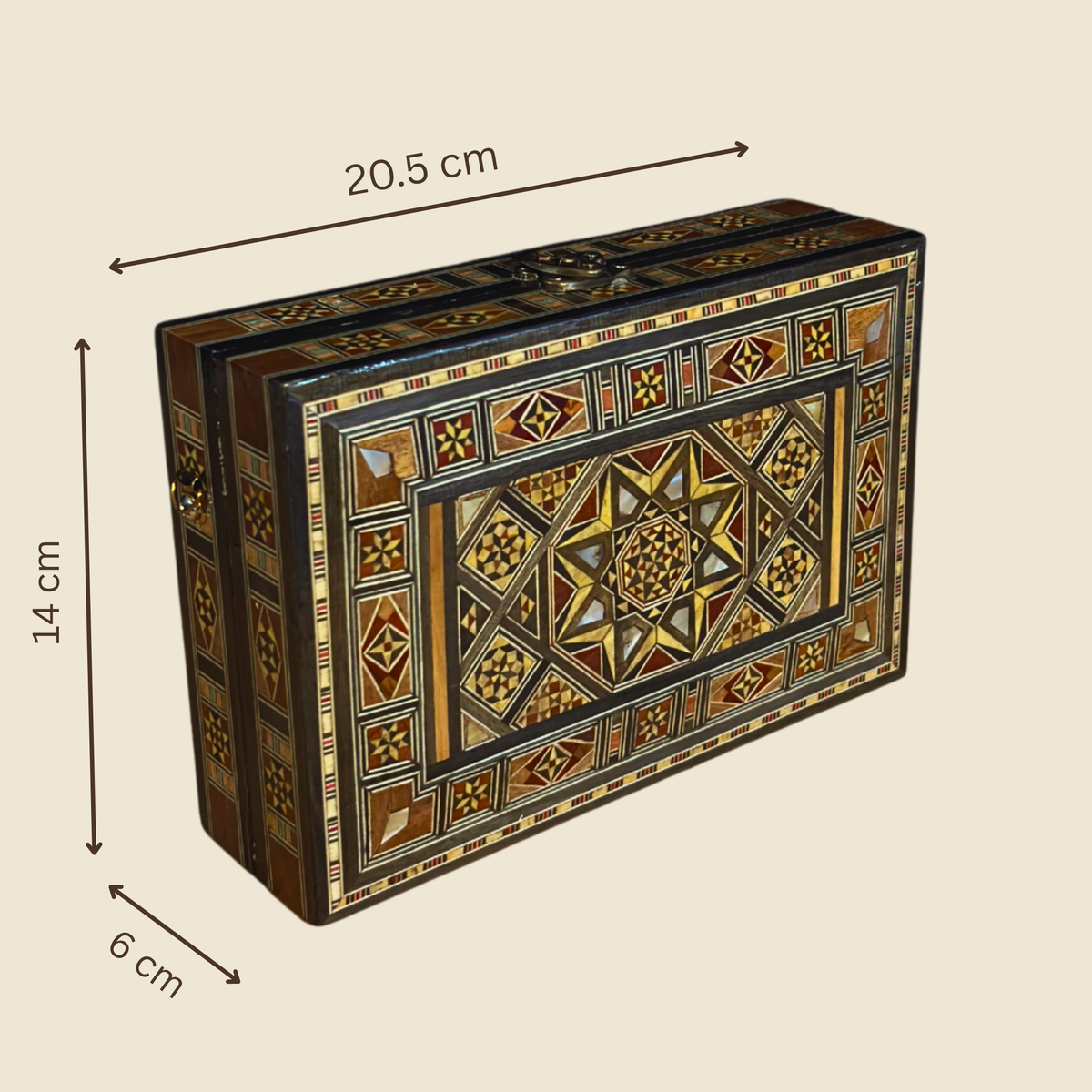 مخطط أبعاد حقيبة ليلى الدمشقية: 20.5 × 14 × 6 سم