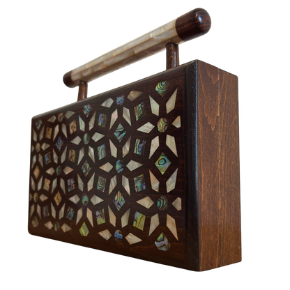Zenobia – Clutch Damascena di Lusso in Noce con Intarsi in Madreperla e Interno in Broccato