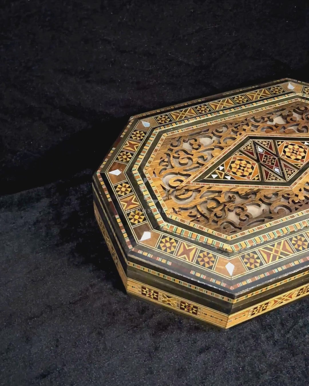 Video of the Sovereign Mosaic Box: closed, a close-up of the lid, and open