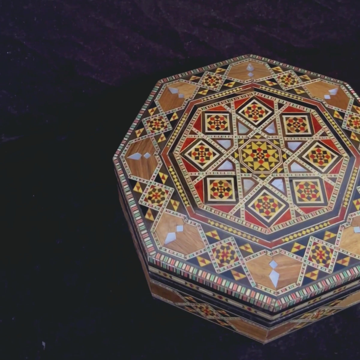 Palace Mosaic Box video: the closed box, a close-up of the inlay and the open box