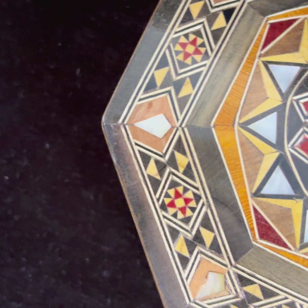 Radiant Mosaic Box video: a close-up of the inlay and the open box
